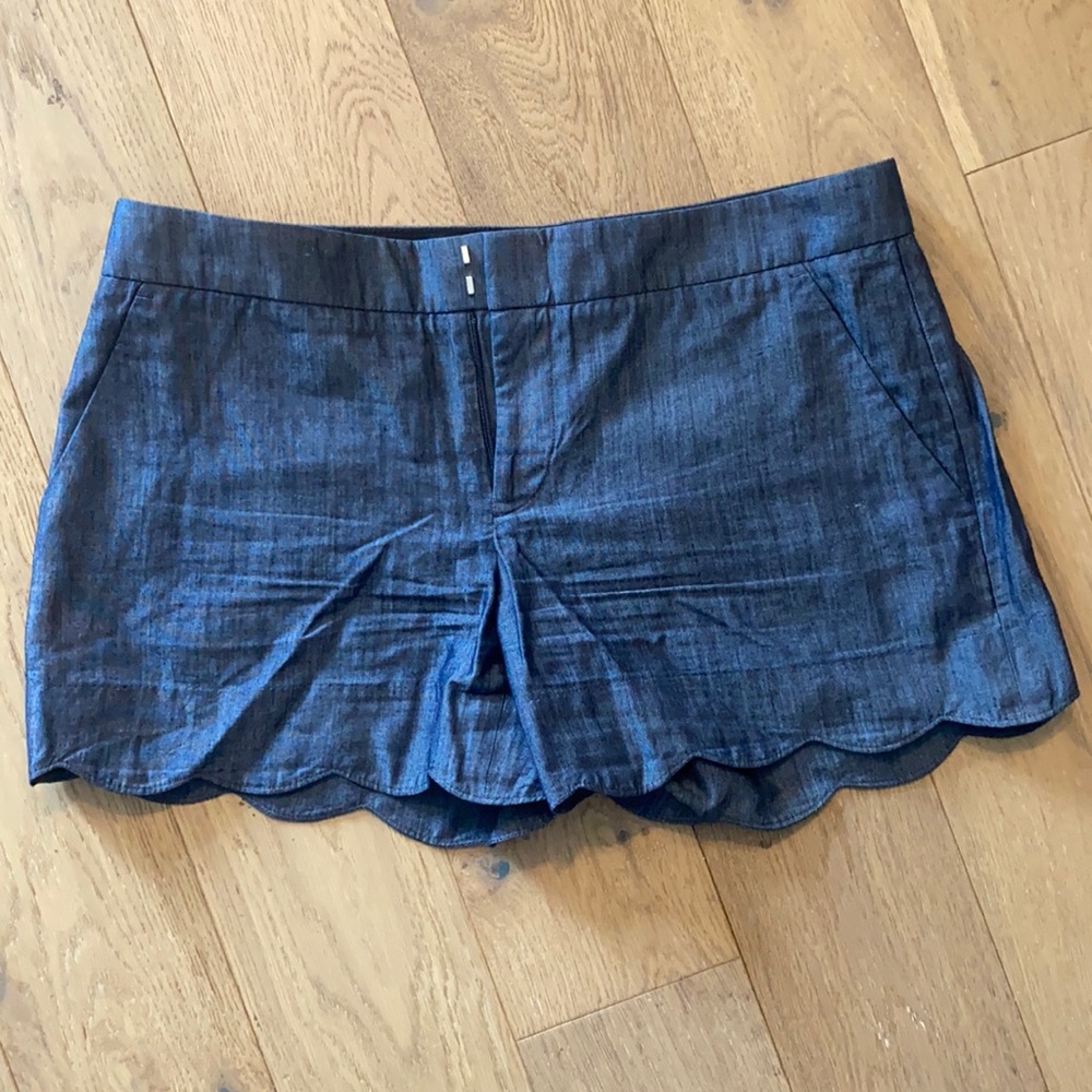 Club Monaco Scalloped Shorts